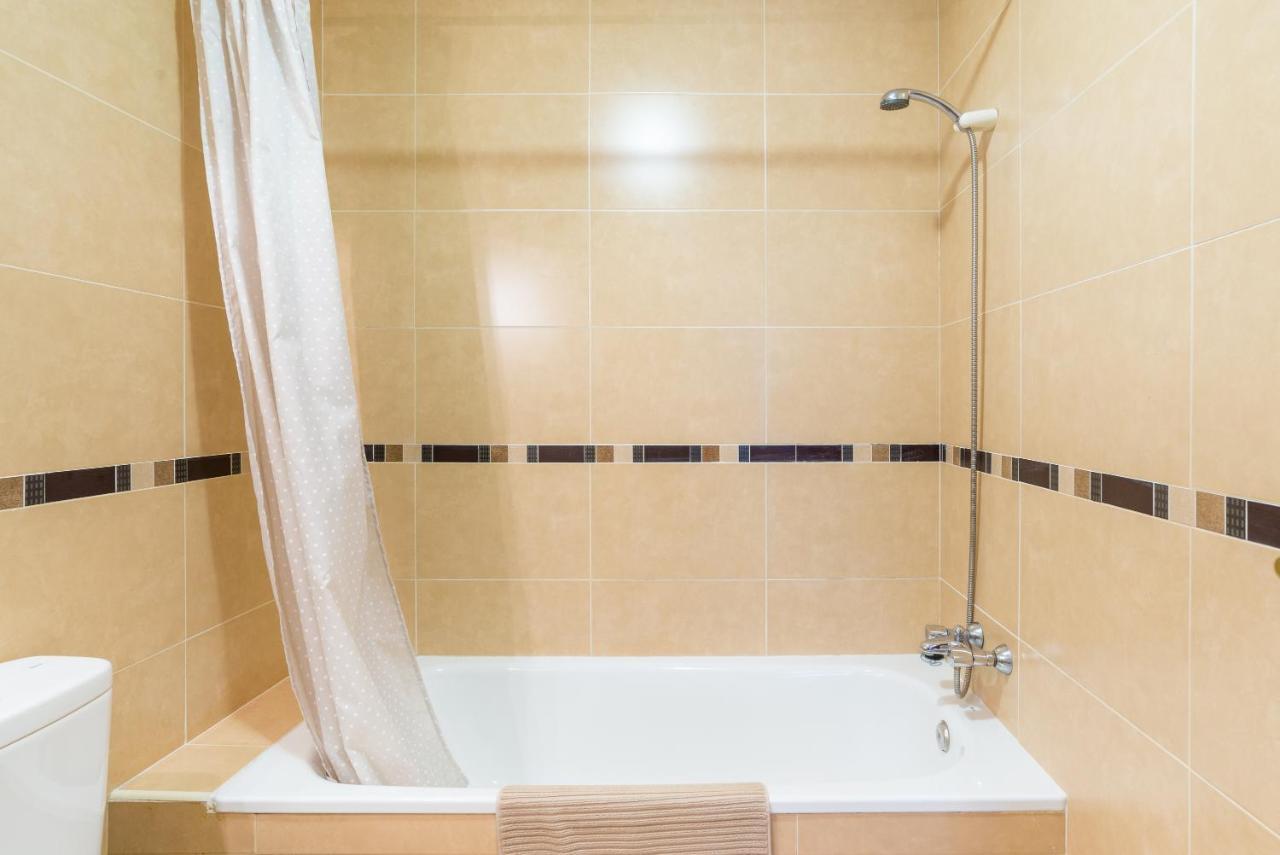 Апартаменты Apartamento Ventura Малага Экстерьер фото