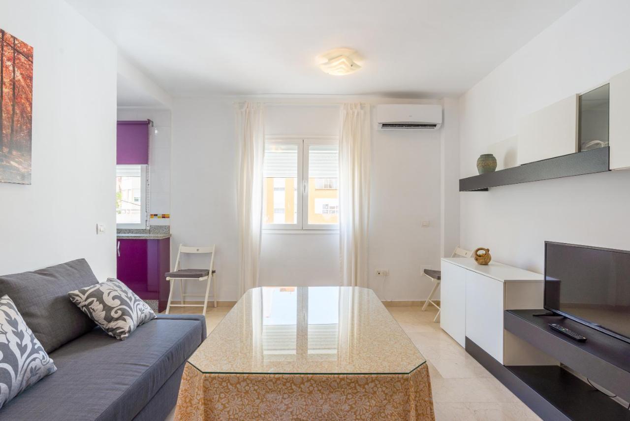 Апартаменты Apartamento Ventura Малага Экстерьер фото
