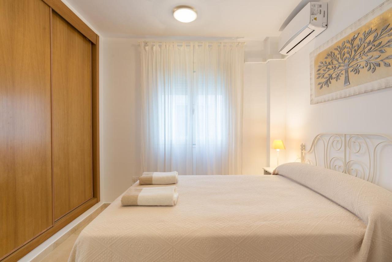Апартаменты Apartamento Ventura Малага Экстерьер фото